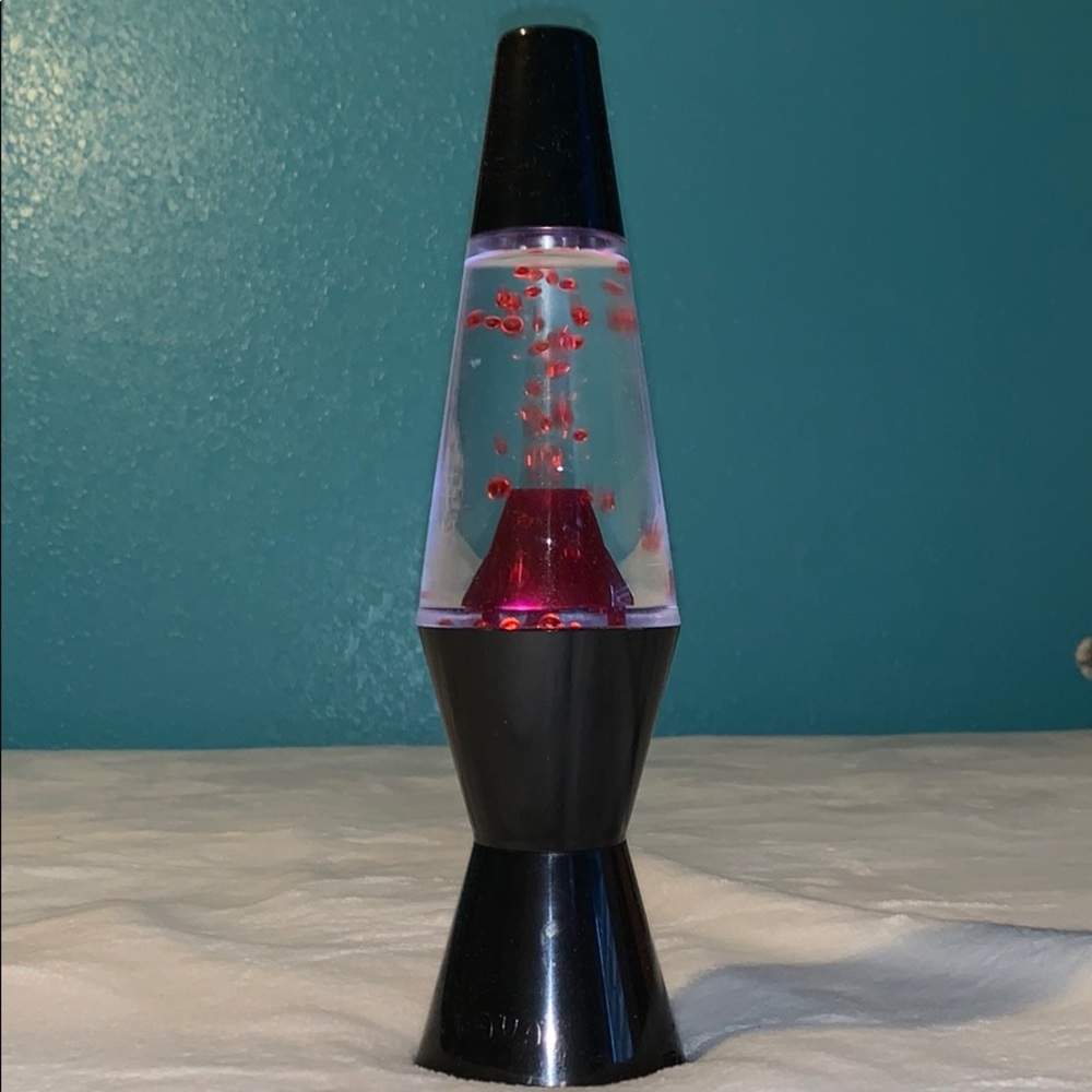 Volcano lava lamp
